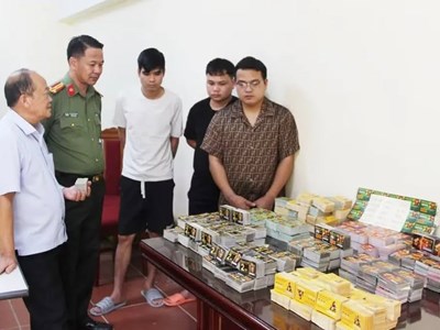 Triệt phá đường dây livestream vé cào trúng thưởng, lừa đảo hơn 600 triệu đồng