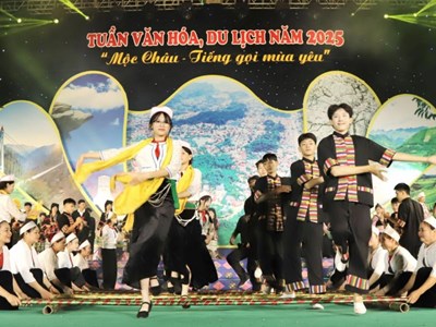 Quảng bá bản sắc văn hoá các dân tộc trên cao nguyên Mộc Châu đến du khách