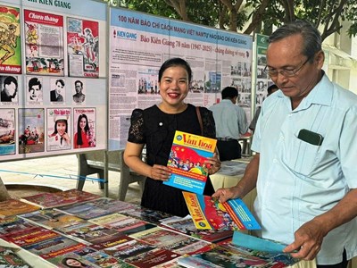 Nhịp cầu kết nối thông tin góp phần nâng cao chất lượng văn hóa ở cơ sở
