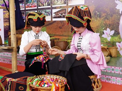 Đưa sản phẩm OCOP tiêu biểu của Điện Biên đến với du khách tại các “địa chỉ đỏ”