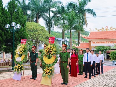 Sơn La lấy mẫu ADN hài cốt liệt sĩ tại phường Mộc Châu