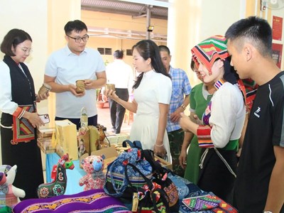 Đưa du lịch Sơn La thành ngành kinh tế quan trọng, phát triển xanh và bền vững