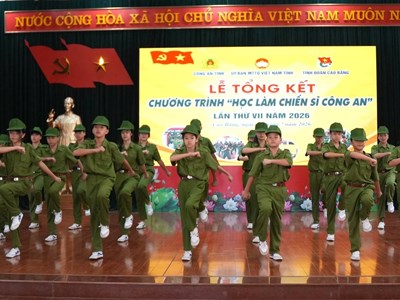 Lan tỏa hình ảnh đẹp của người chiến sĩ Công an đến thế hệ trẻ Cao Bằng