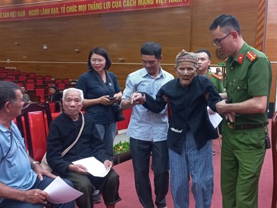 Sơn La: Xã vùng cao Chiềng Hặc lấy mẫu ADN cho 74 thân nhân liệt sĩ