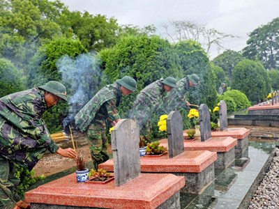 Điện Biên tổ chức lấy mẫu ADN hài cốt liệt sĩ tại Nghĩa trang Liệt sĩ Độc Lập