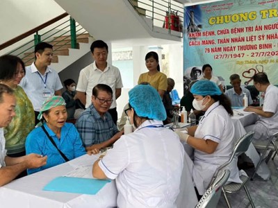 Khám sức khỏe miễn phí tri ân người có công nơi vùng cao Hợp Thành