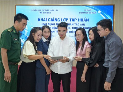 Điện Biên tập huấn ứng dụng AI cho hơn 80 nhà báo, cán bộ truyền thông