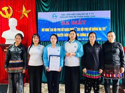 Y Tý ra mắt mô hình “Chi hội phụ nữ hạnh phúc - phụ nữ không ma túy“