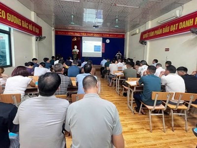 Tuyên truyền pháp luật giao thông cho hơn 108 chủ xe, lái xe kinh doanh vận tải