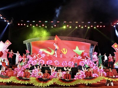 Than Uyên sẵn sàng đón khách dịp Tết Độc lập