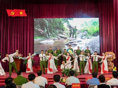 Vùng cao Nà Tấu phát huy sức dân giữ bình yên từ cơ sở