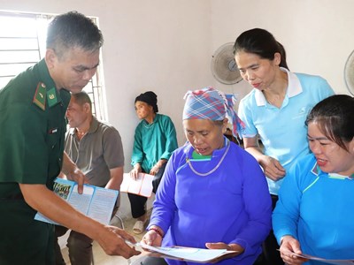 Từ gia đình hạnh phúc đến bình yên vùng biên Si Ma Cai
