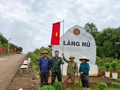 Làng Nủ rực rỡ cờ hoa đón Tết Độc lập