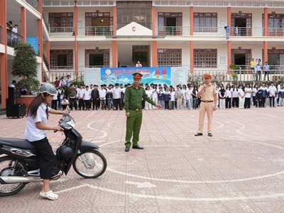 Sơn La: Gần 5.000 người được hướng dẫn kỹ năng lái xe an toàn