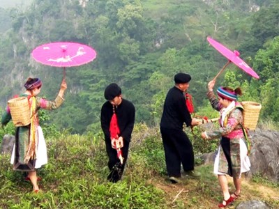 Tuyên Quang sẵn sàng lan tỏa sắc màu văn hóa Mông tại Điện Biên