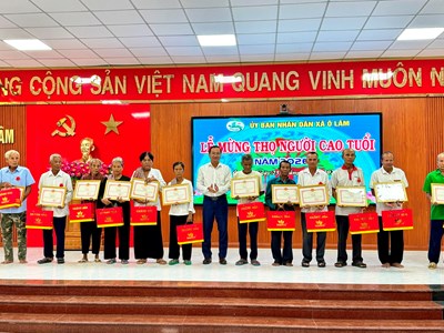 “Cây cao bóng cả” tỏa mát vùng đồng bào Khmer