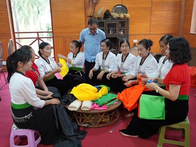 Người Thái trắng giữ mạch nguồn di sản bên dòng Đà Giang