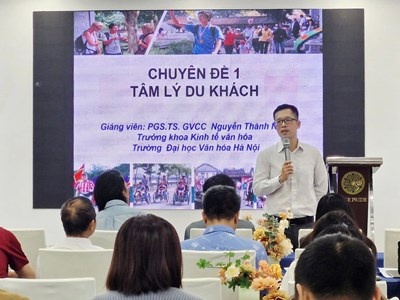 Lạng Sơn nâng cao chất lượng đội ngũ hướng dẫn viên du lịch