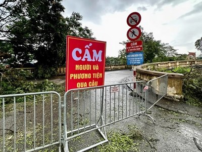  Nhiều tuyến đường bị cấm, tạm dừng hoạt động do mưa lũ