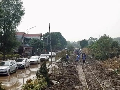 Đường sắt Yên Viên - Lào Cai  thông tuyến trở lại