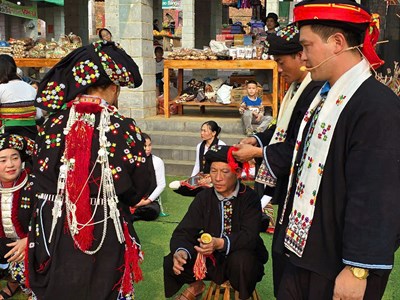  Lễ hội cầu may đầu năm mới ở miền núi phía Tây tỉnh Thanh Hoá