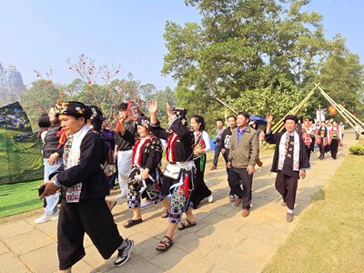 Chợ phiên vùng cao - Chào năm mới 2025