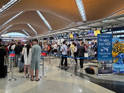 Khôi phục loạt đường bay quốc tế đón sóng tăng trưởng du lịch