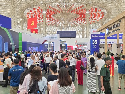 Triển lãm Thành tựu đất nước tiếp tục tạo sức hút