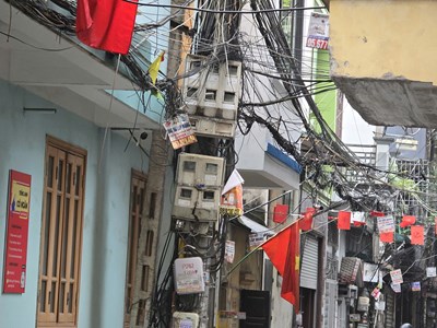 Hóa đơn tiền điện tháng 8 tăng cao, EVN nói gì?