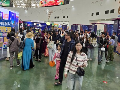 Hội chợ mùa Thu lần thứ nhất - 2025:  Tổng doanh thu trực tiếp gần 1.000 tỉ đồng 