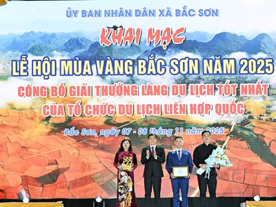 Vinh danh Làng du lịch cộng đồng Quỳnh Sơn