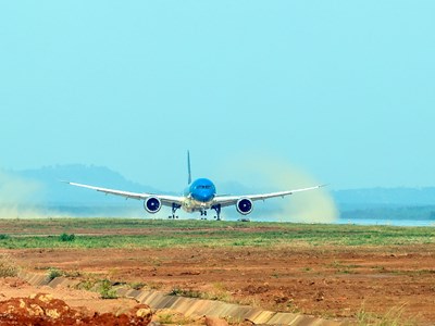 Sân bay Long Thành đón máy bay thương mại đầu tiên 