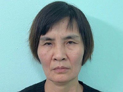 Tạm giữ hình sự đối tượng hành hung, ép nữ sinh quỳ xin mới chịu trả đồ