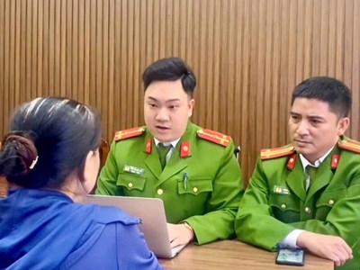  Một phụ nữ suýt bị công an giả lừa 50 triệu đồng