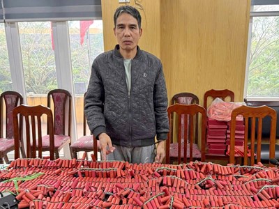 Tàng trữ, mua bán, sử dụng pháo nổ bị xử lý thế nào?