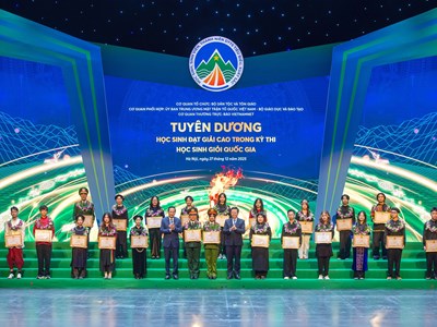 Vinh danh 150 học sinh, sinh viên, thanh niên dân tộc thiểu số xuất sắc, tiêu biểu năm 2025