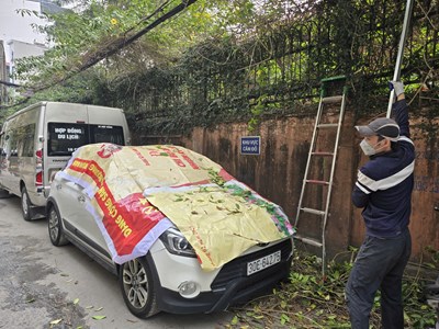 Ngõ 294 Kim Mã - “điểm nóng” lấn chiếm ngõ làm nơi đỗ xe 