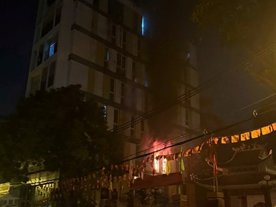 Hà Nội: Khống chế hỏa hoạn tại nhà nghỉ, cứu an toàn 7 người