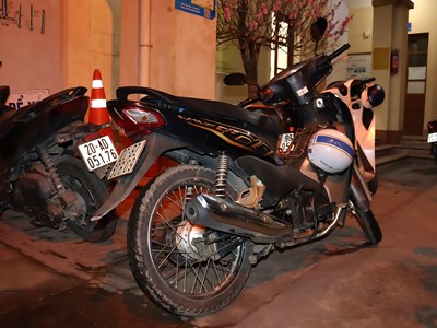 Vi phạm nồng độ cồn, quay lại trộm xe máy bị tạm giữ