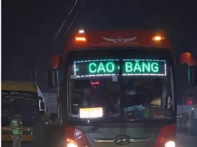 Nhồi 109 khách trên xe 45 chỗ, chủ và lái xe nộp phạt kỉ lục