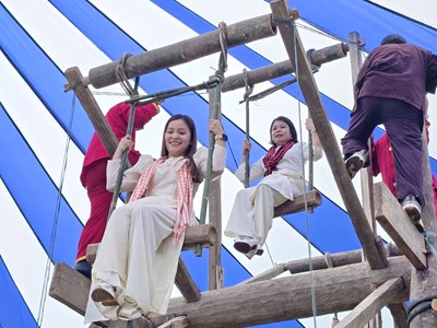 Vui  hội Ví đu của người Mường giữa lòng Thủ đô