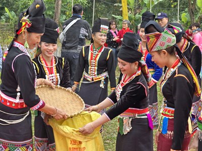 Cần có cơ chế đặc thù để bảo tồn và phát huy văn hóa dân tộc thiểu số đi vào thực chất 