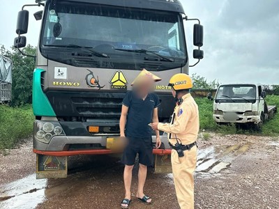 Tai nạn giao thông giảm trong ngày nghỉ lễ đầu tiên