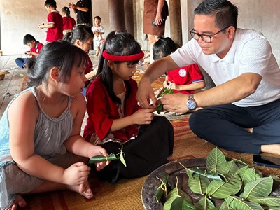 Trung thu lung linh sắc màu di sản 