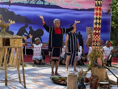 Lâm Đồng: Tái hiện Lễ hội Mừng lúa mới của dân tộc Mạ