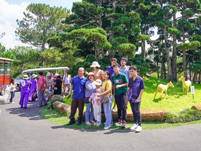 Lâm Đồng: Tăng cường quản lý hoạt động du lịch trong đợt cao điểm hè