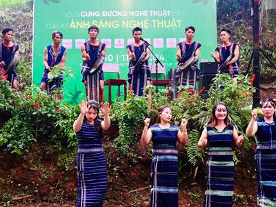 Lâm Đồng: Trưng bày hơn 600 hiện vật văn hóa Tây Nguyên 