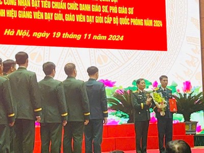 Người thầy quân phục xanh say mê sáng kiến 