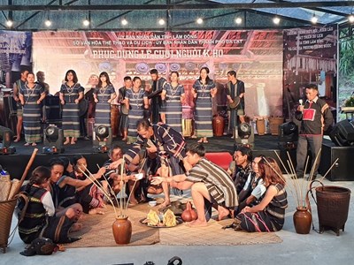 Say men rượu cần 