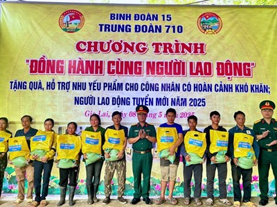 “Gian hàng 0 đồng” gắn kết tình quân, dân